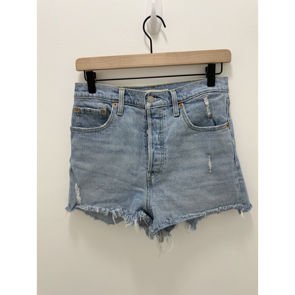 Levi's Ribcage Shorts Women 29 Light Wash High Rise Distressed Raw Hem Levis - Picture 2 of 10